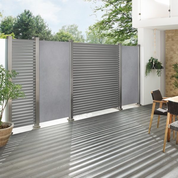 Brügmann Sichtblende System Board Keramik Zement Glas Rhombus Silber Ambientebild