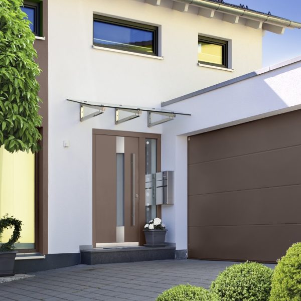 Kneer Holzhaustür Meranti Glas Satinato Weiß Ambiente